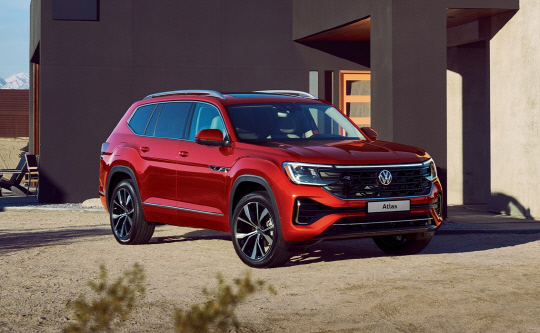  Ŀ, 3 6000 йи SUV Ÿ[car]